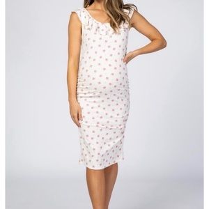 Pink blush maternity dress. Hello Miz